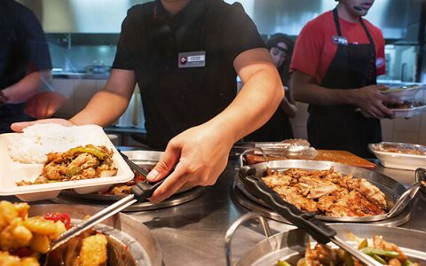 What's The Dining Experience Of Panda Express